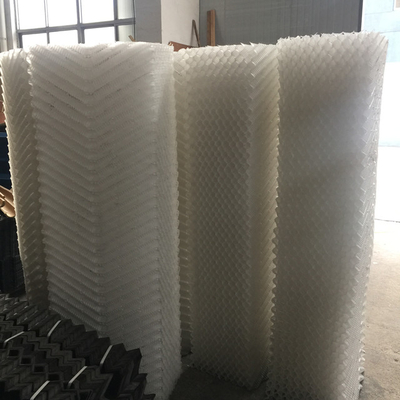 A suficiência plástica da torre refrigerando dos PP corrugou enchimentos do PVC 1220mm/1830mm/2440mm